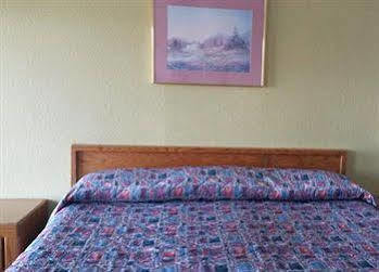 Roseburg Inn ภายนอก รูปภาพ