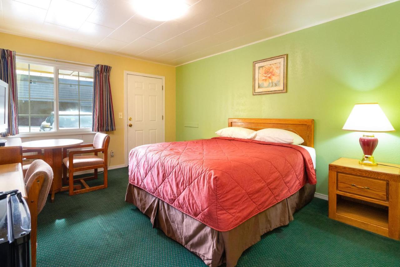 Roseburg Inn ภายนอก รูปภาพ